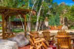 Fire Pit, Picnic, and Game Area - Fall River Village Resort
